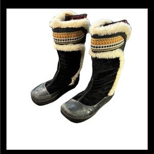 Women's Black and Cream Winter Boots